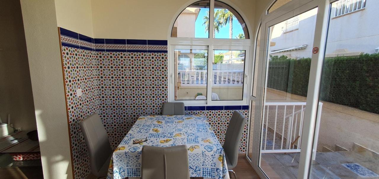 Ferienwohnung Torrevieja Ngoại thất bức ảnh